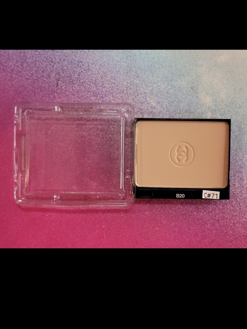 Chanel Ultra Le Teint Powder Foundation Refill Tester B20